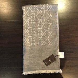 Brand new Gucci Fringed Wool Jacquard Scarf